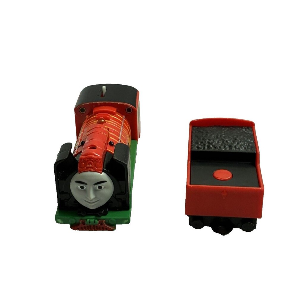 Thomas the Train Trackmaster Yong Bao Motorized Mattel Engine w Tender 2013